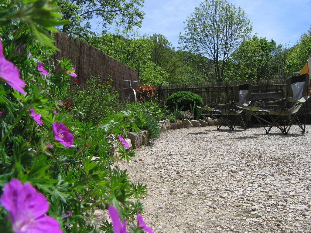 Auberge De Trente Pas Saint-Ferréol-Trente Buitenkant foto